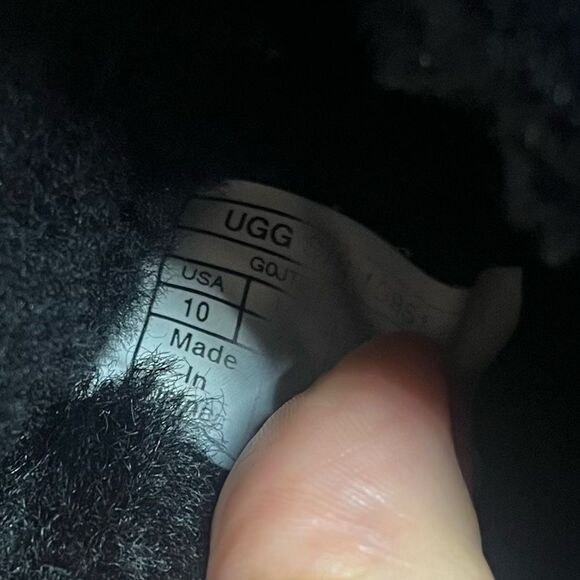 UGG Fluff Yeah Slide Sandal in Black 10 - Picture 11 of 12